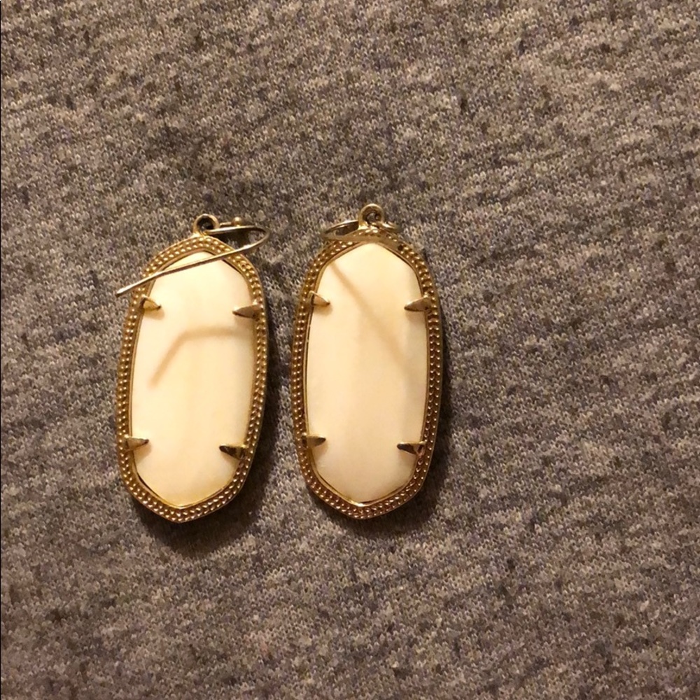 White and Gold Kendra Scott Earrings